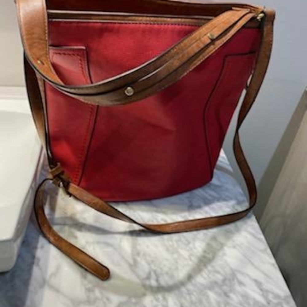 ChillX brand bucket bag